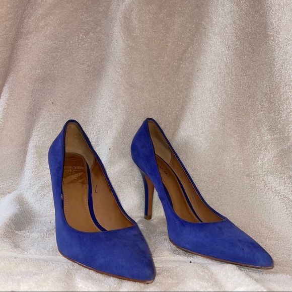 Women Coach Heels - Picture 1 of 7